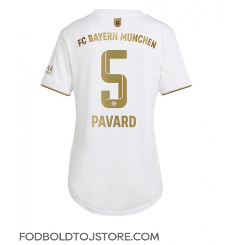 Bayern Munich Benjamin Pavard #5 Udebanetrøje Dame 2022-23 Kortærmet